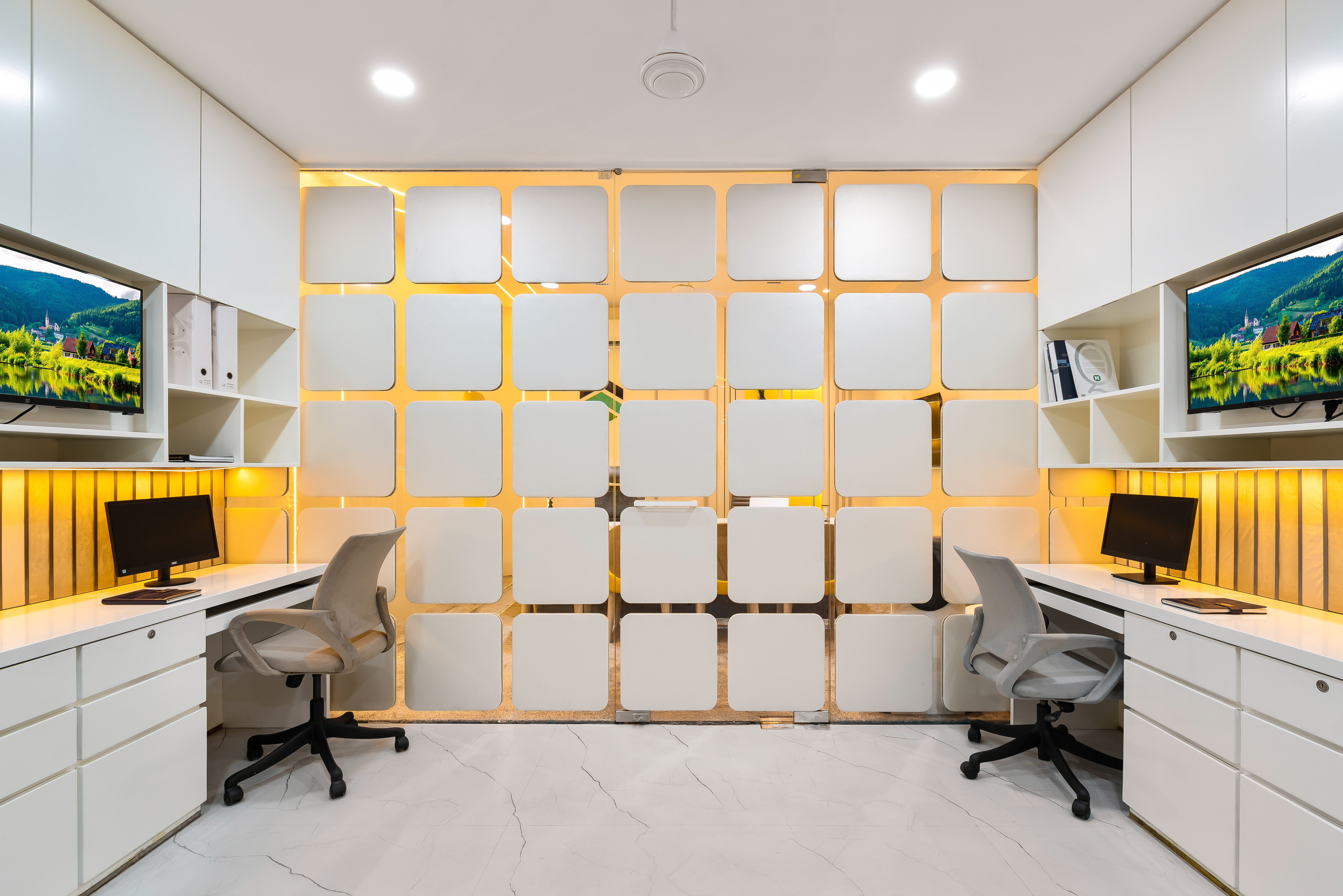 SPB Finserv Office